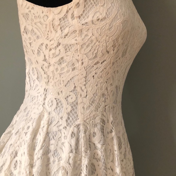 Off white lace mini dress. - Picture 5 of 7